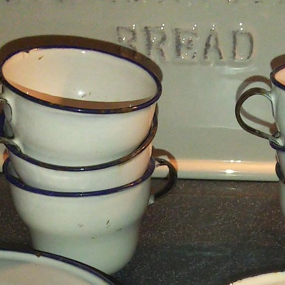 Vintage tea set 6 plates 6 cups metal Sweden vintage blue white decor - Picture 8 of 8